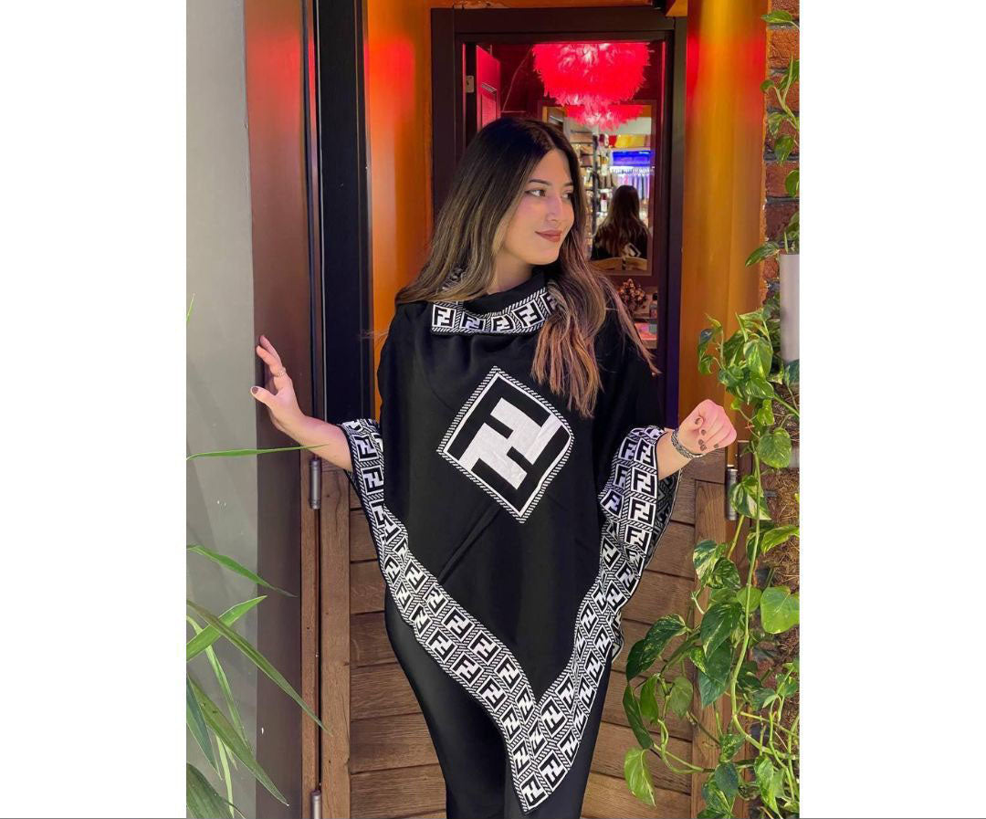 Women's L-V shawl