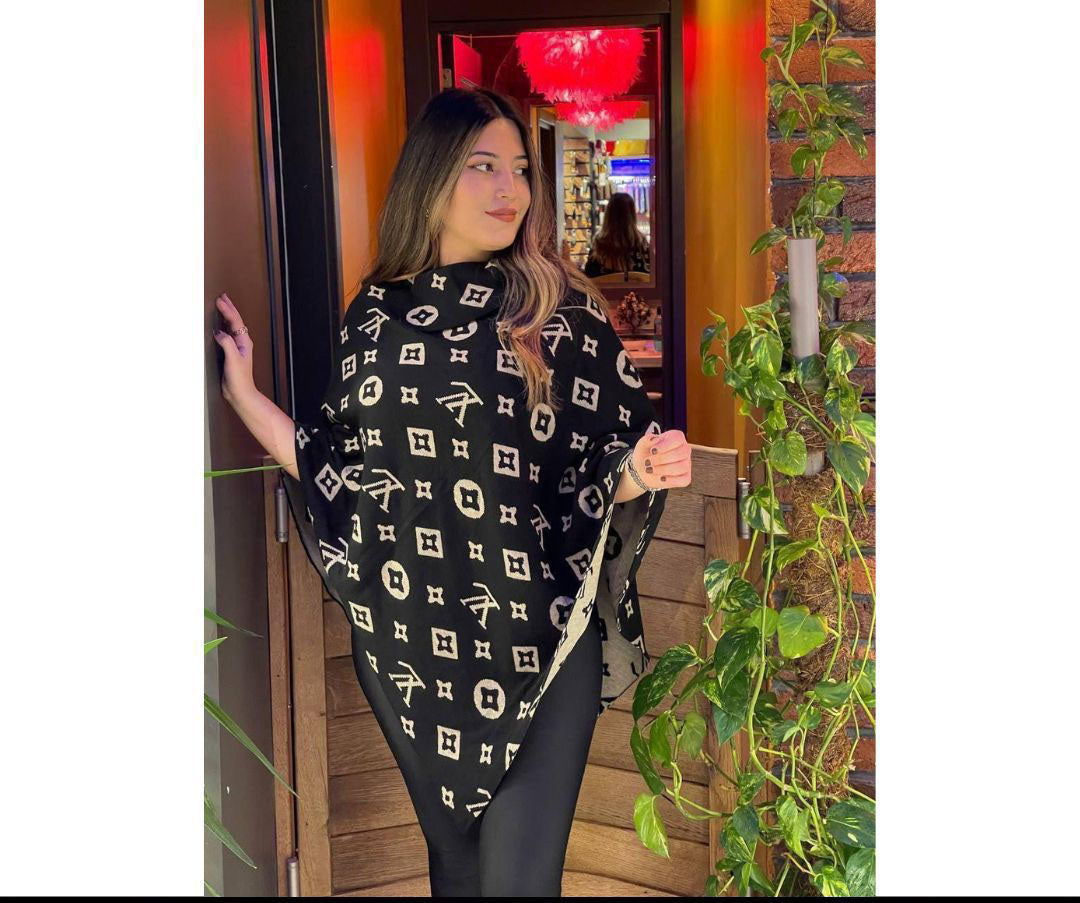 Women's L-V shawl