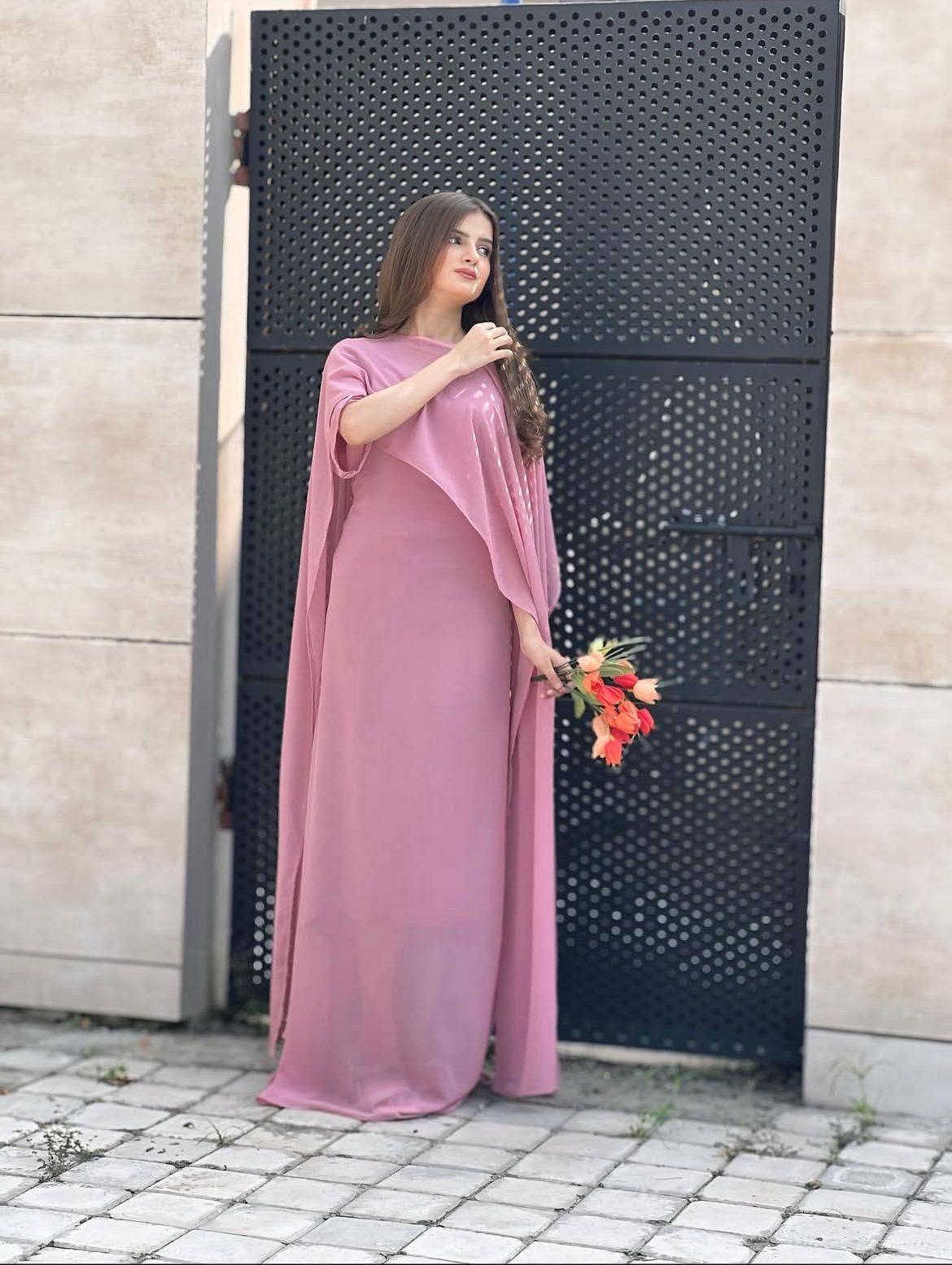 CAPE MAXI