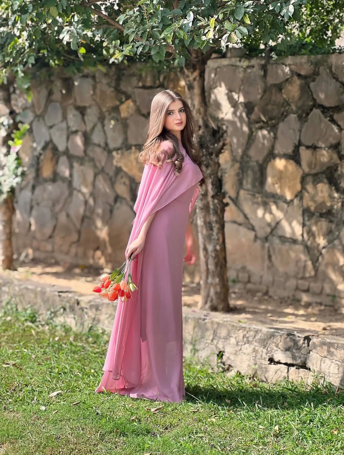 CAPE MAXI